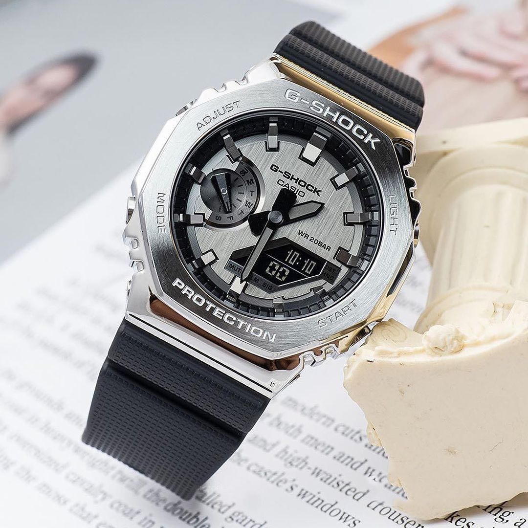 GM-2100 Silver | Metal Bezel G-Shock